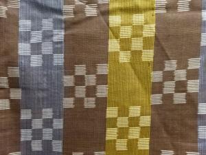 アンティーク　変わり市松模様織出し本場泥大島紬着物